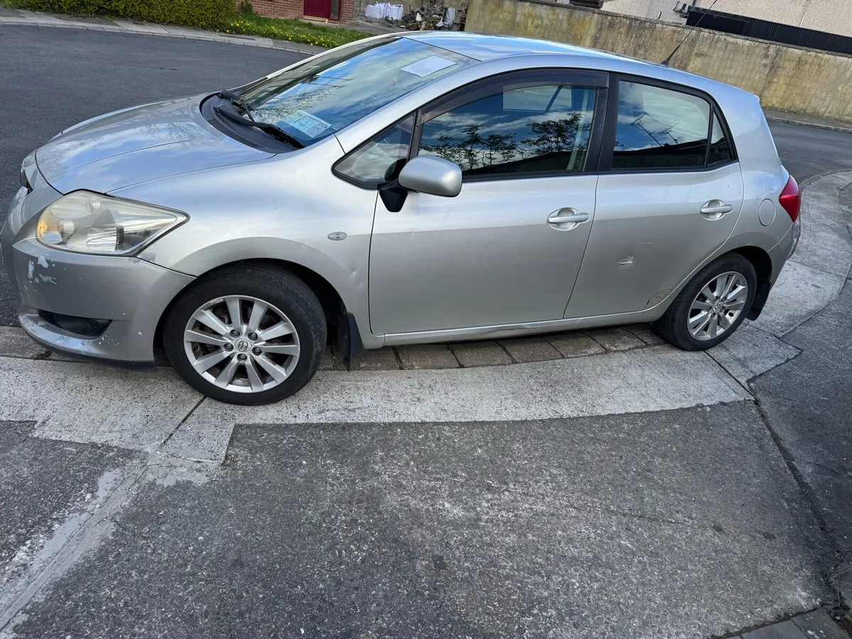 Toyota Auris - Image 4