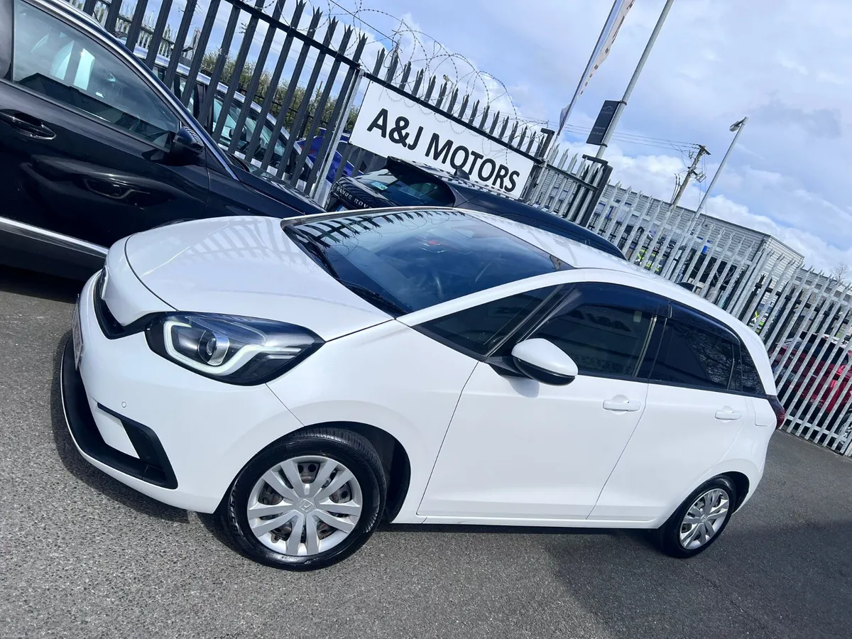 2020 HONDA FIT 1.5 HYBRID - Image 2