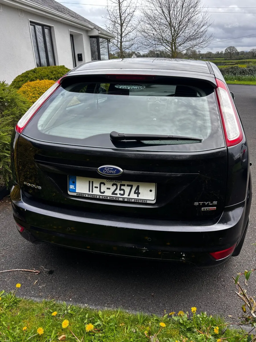 Ford Focus 2011 - Image 4