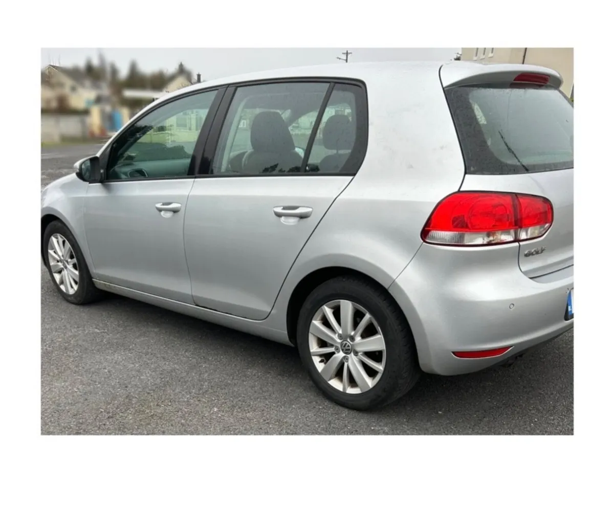 Volkswagen Golf 2011 - Image 1