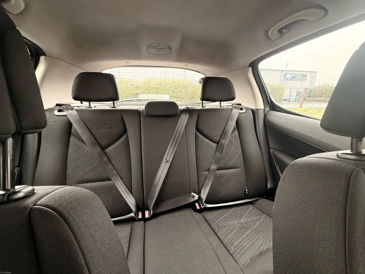 Peugeot 308 1.6 HDI tested last night. Tax to July - Image 4