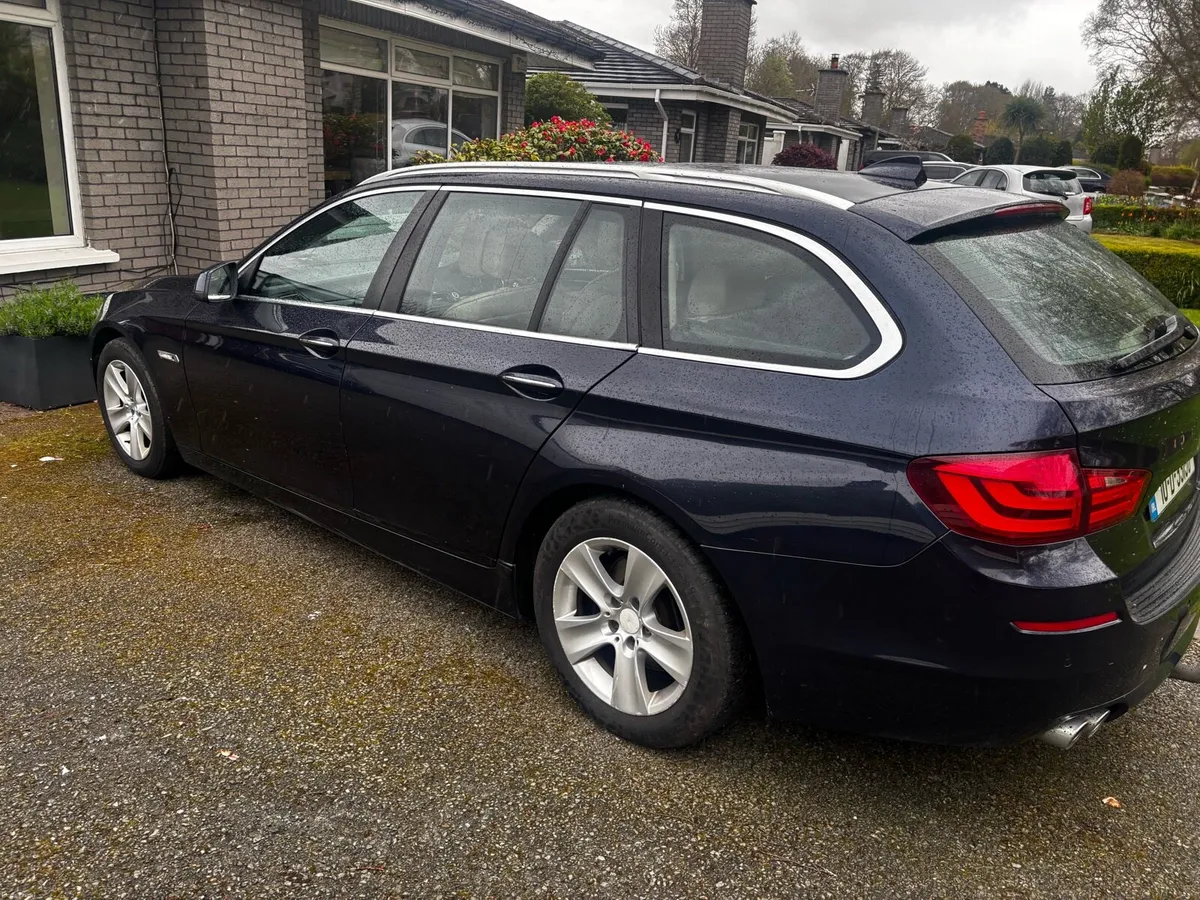 BMW 520d Touring - Image 2