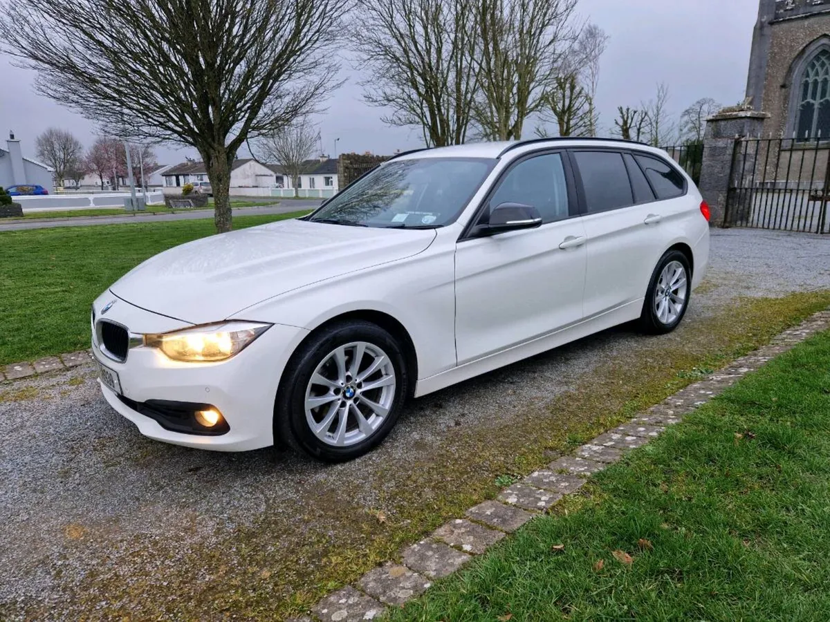 171 Bmw 318D Touring Se Sport Auto ** - Image 1