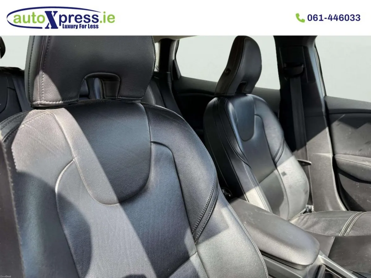 Volvo V40 D2 SE 5DR - Image 3