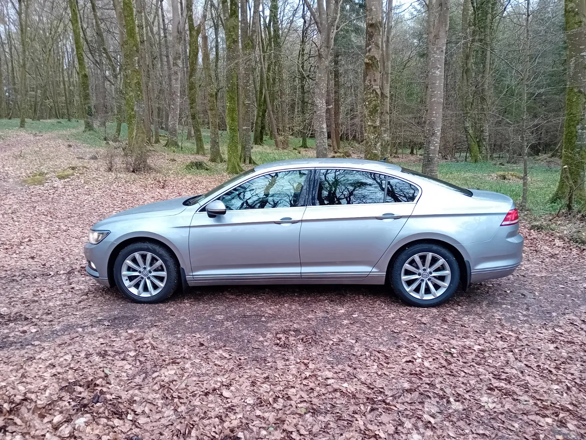 181 VW PASSAT 1.6 TDI 120 BHP COMFORTLINE - Image 4