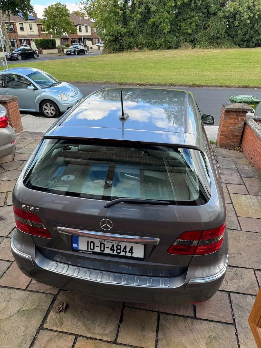 Mercedes B150 - Image 4