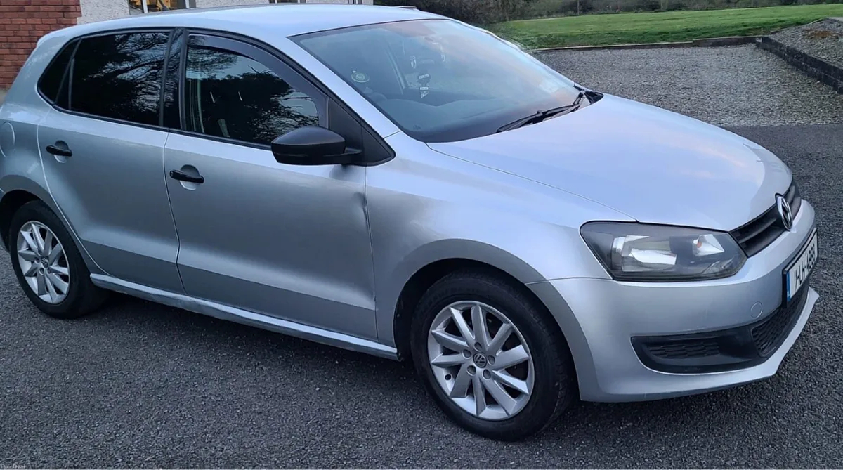 Volkswagen Polo 2011 - Image 3