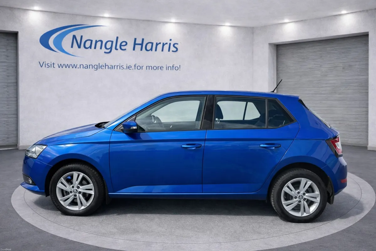 Skoda Fabia ONE OWNER FROM NEW. - Image 2