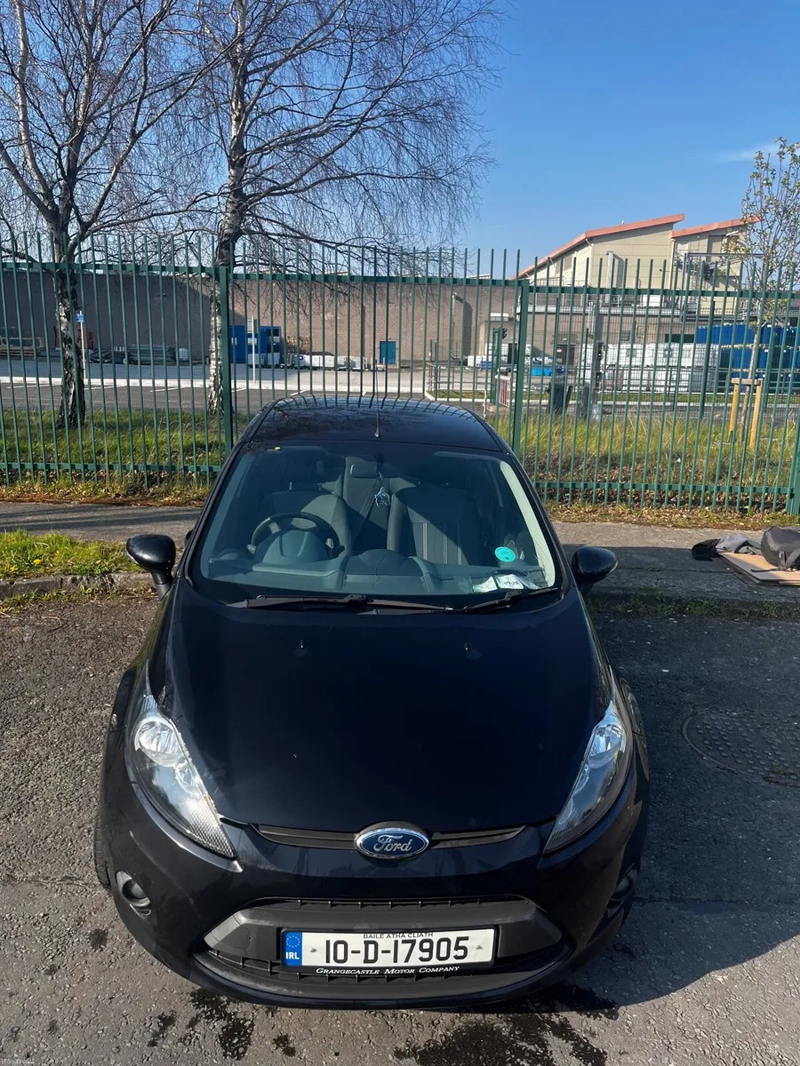 Ford Fiesta 2010 - Image 4
