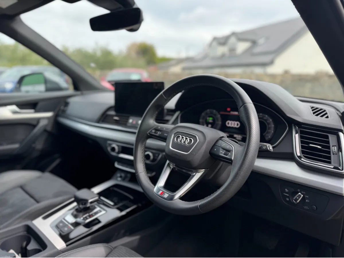 Audi Q5 S-LINE 50 TFSI E QUATTRO - Image 5