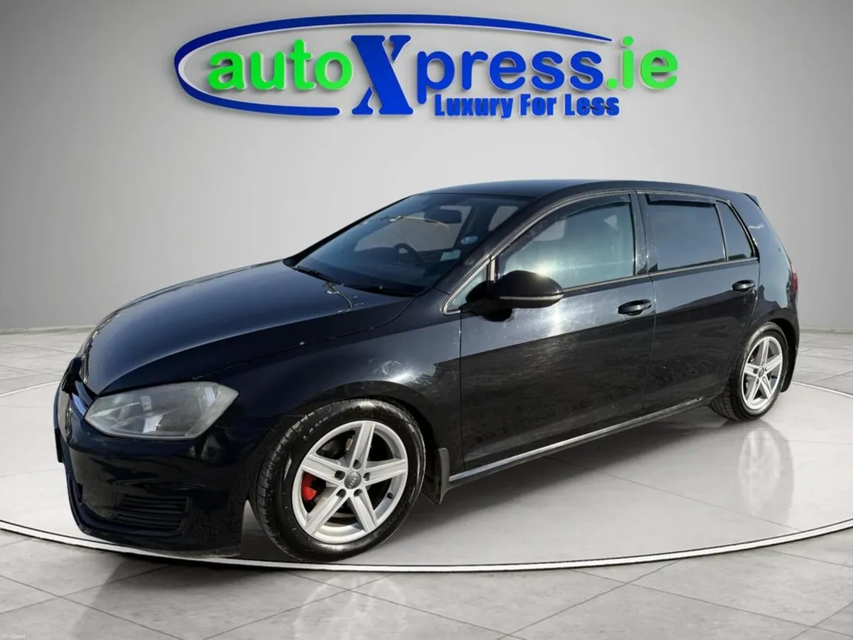 Volkswagen Golf 1.6 TDI SE BMT 105PS 5DR - Image 3