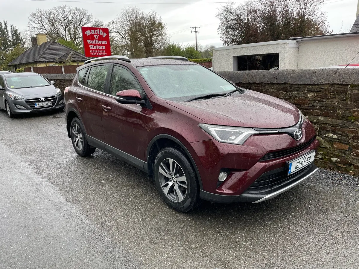 Toyota RAV4 2.0 D4D Luna 2016 - Image 1