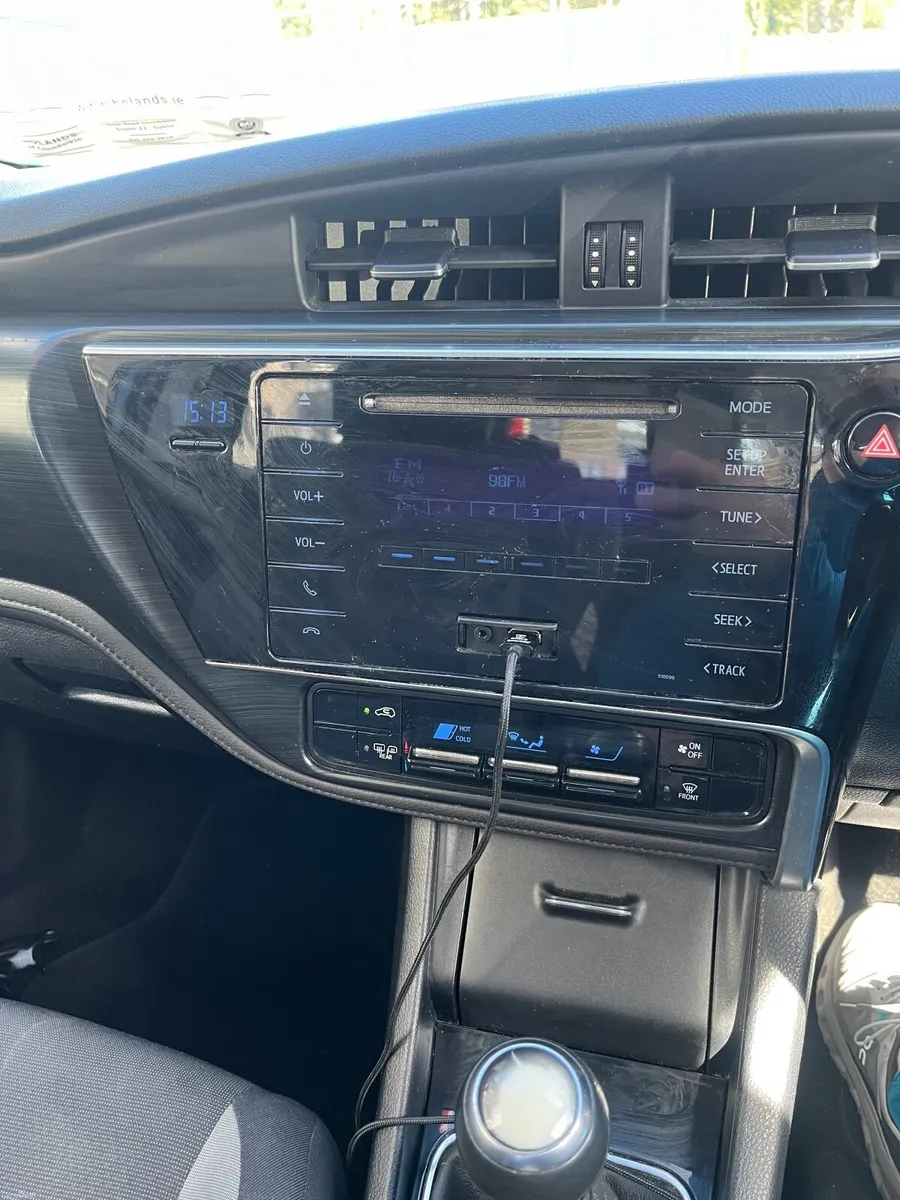 Toyota Auris 2016 - Image 3