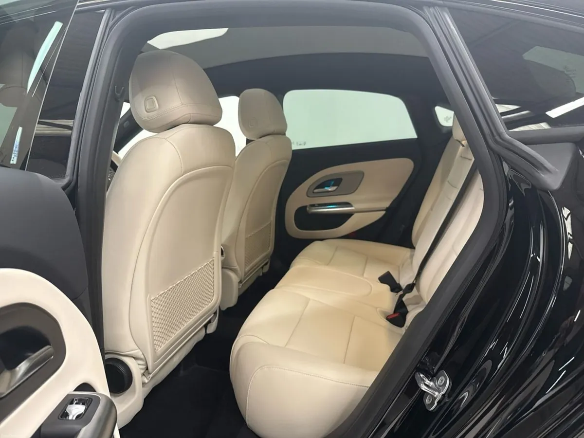 Mercedes-Benz CLA CLA 200 Saloon Progressive Line - Image 4