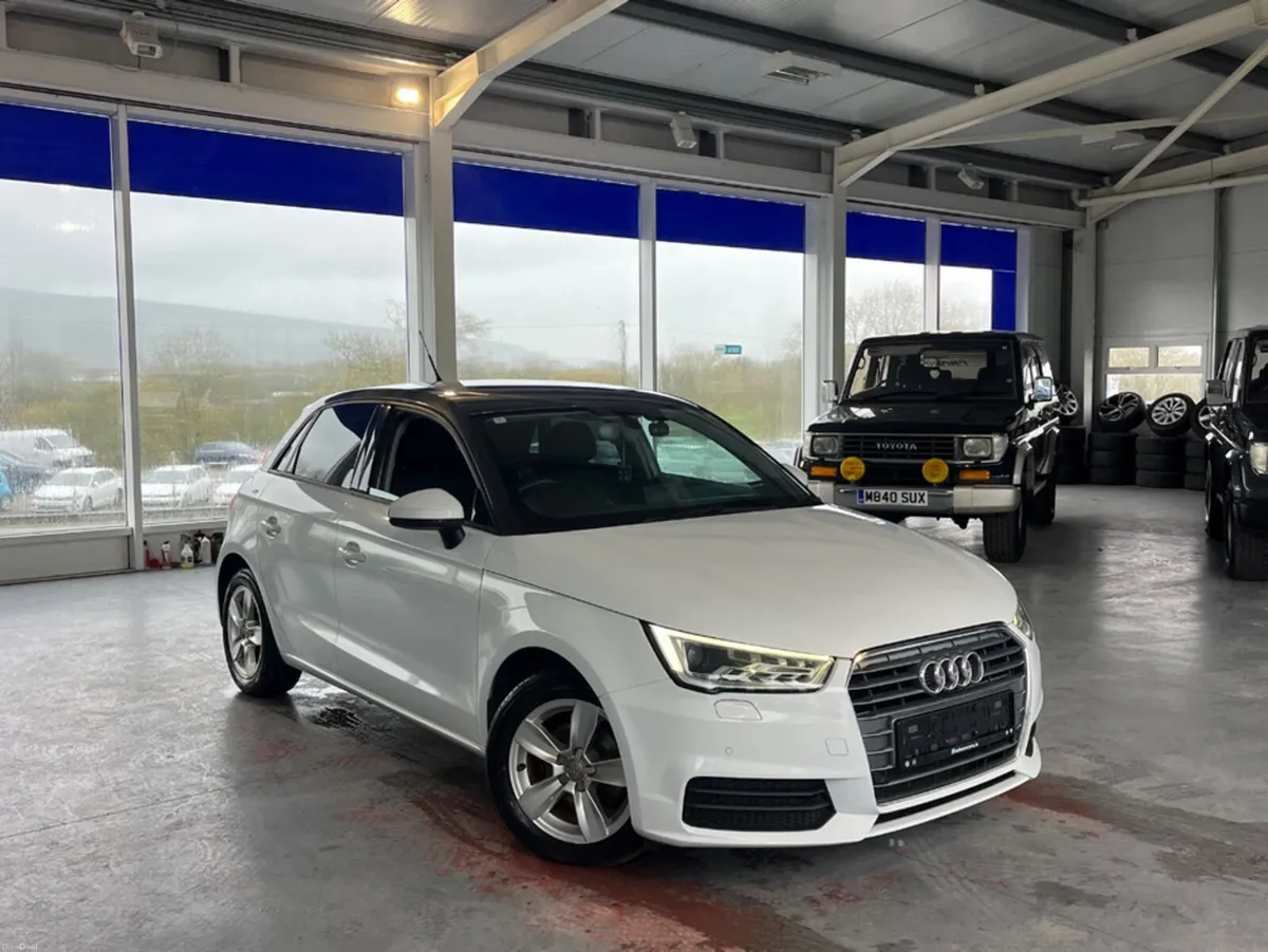 Audi A1 DBA-8XCHZ 5DR - Image 3