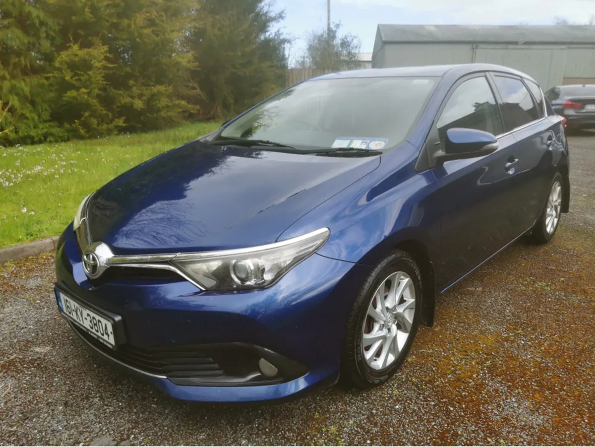 Toyota Auris 1.6 D-4D BUSINESS EDITION TSS 110BHP - Image 4