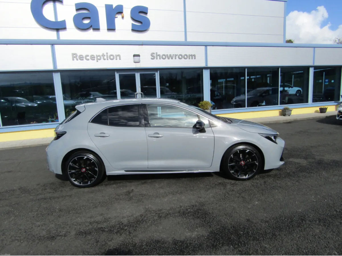Toyota Corolla GR SPORT HEV CVT - Image 3