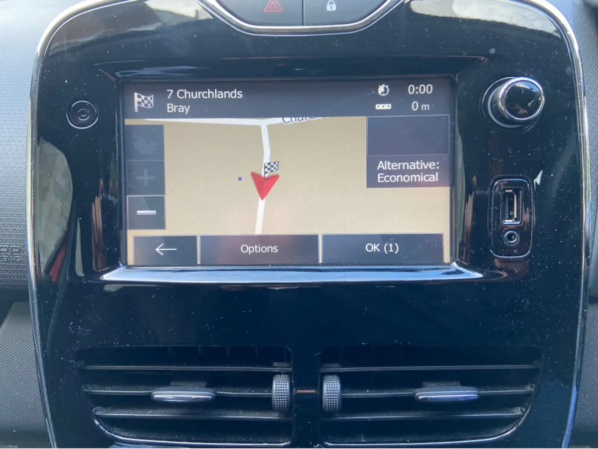 Renault Clio IV DYNAMIQUE 1.5 DCI 90 E 4DR - Image 3