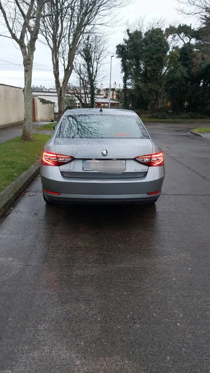 2016 Skoda Superb 1.6 Diesel Style model - Image 4