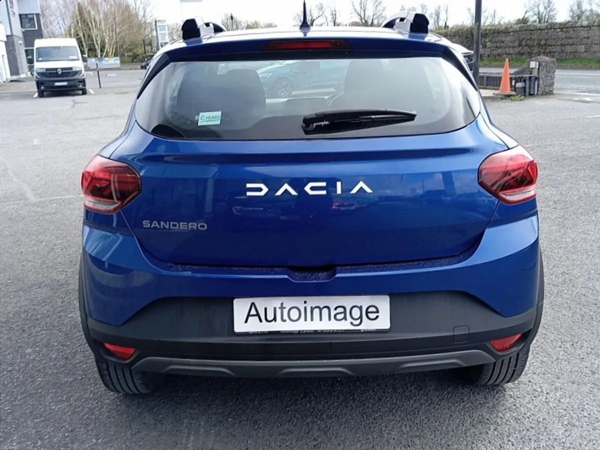 Dacia Sandero Stepway TCe 90 STEPWAY Essential - Image 3
