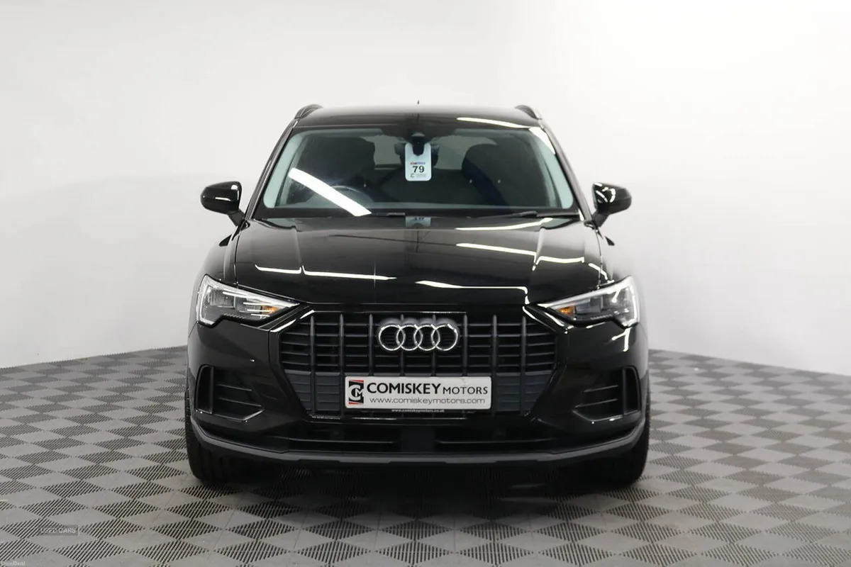 Audi Q3 TFSI CoD Technik - Image 2