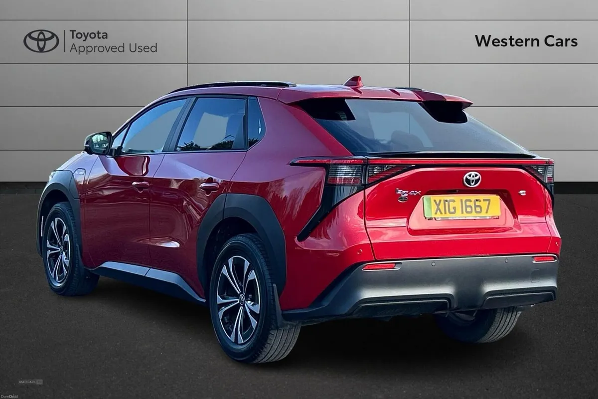 Toyota bZ4X 71.4kWh Motion Auto 5dr (11kW OBC) - Image 4