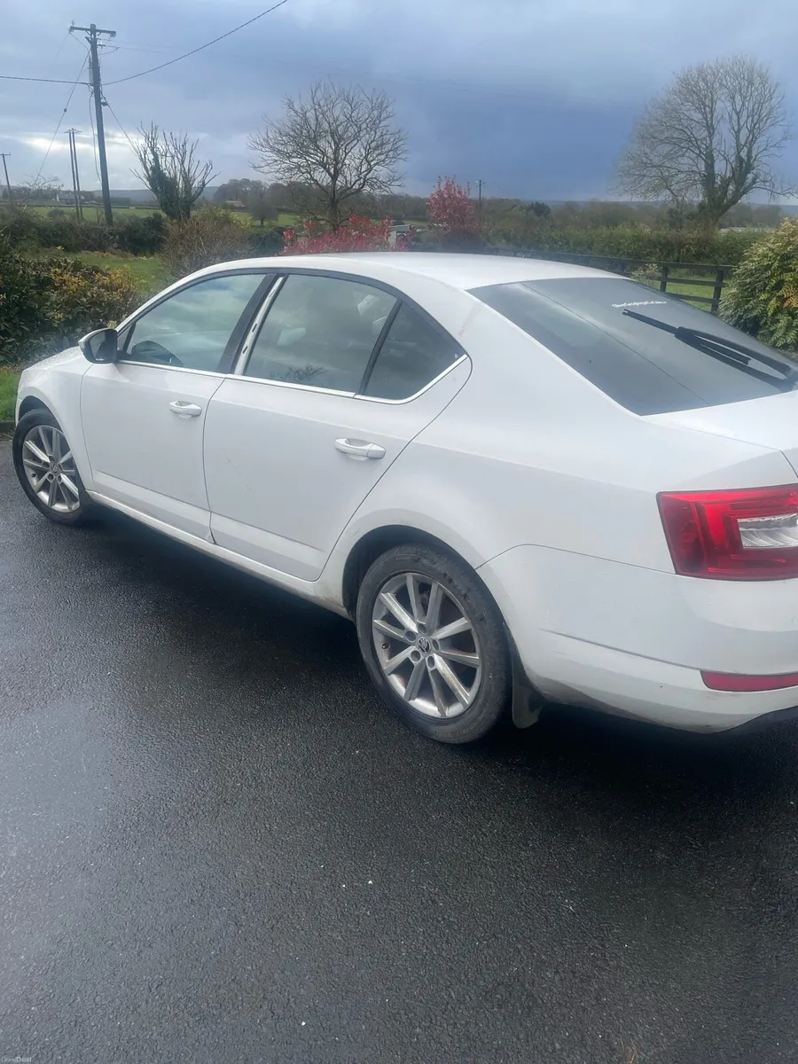 161 Scoda Octavia - Image 4