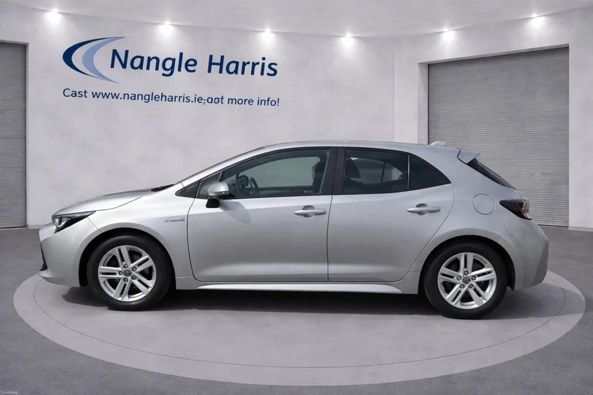 Toyota Corolla - Image 2