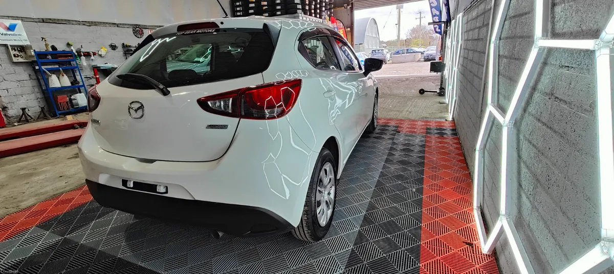 162 Mazda Demio 1.3 Petrol Automatic - Image 3