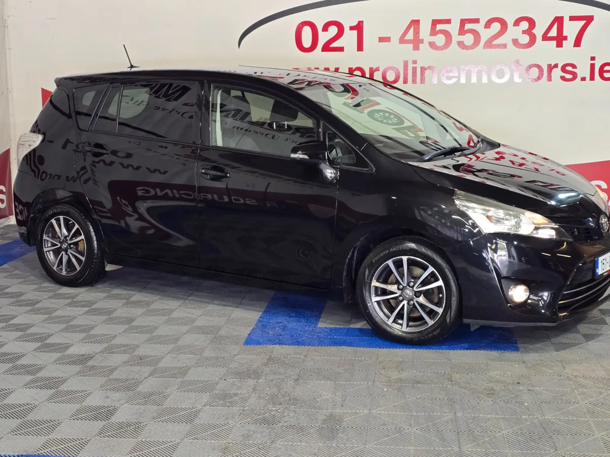 TOYOTA VERSO 1.6 D-4D ICON 7 SEATS - Image 2