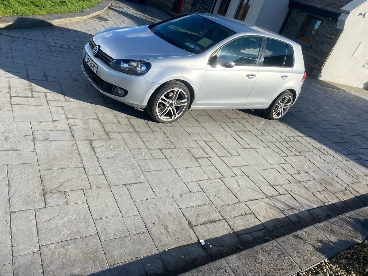 Volkswagen Golf - Image 1