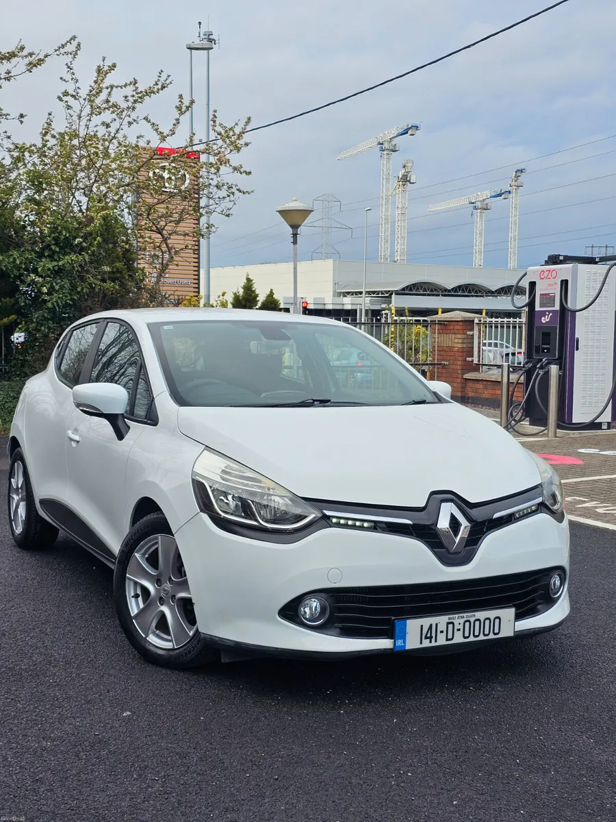 Renault Clio /Lutecia 2014 Automatic - Image 3