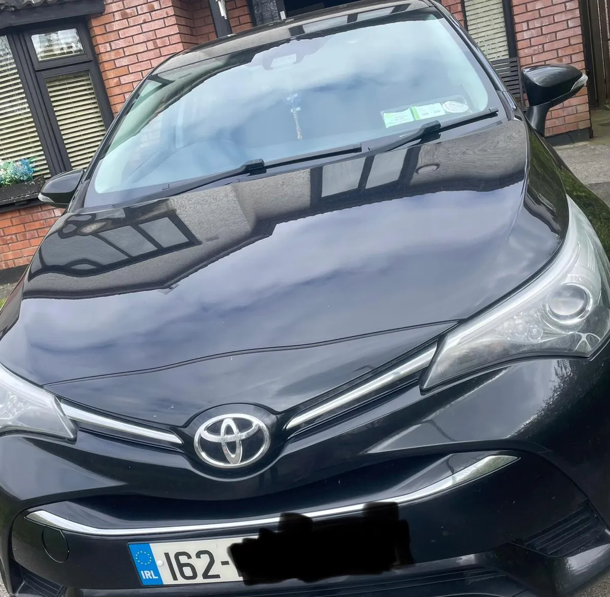 Toyota Avensis - Image 1