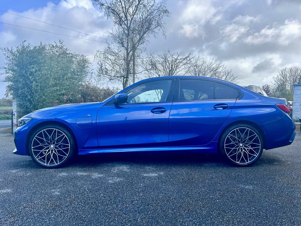 BMW 330e M Sport - Image 2