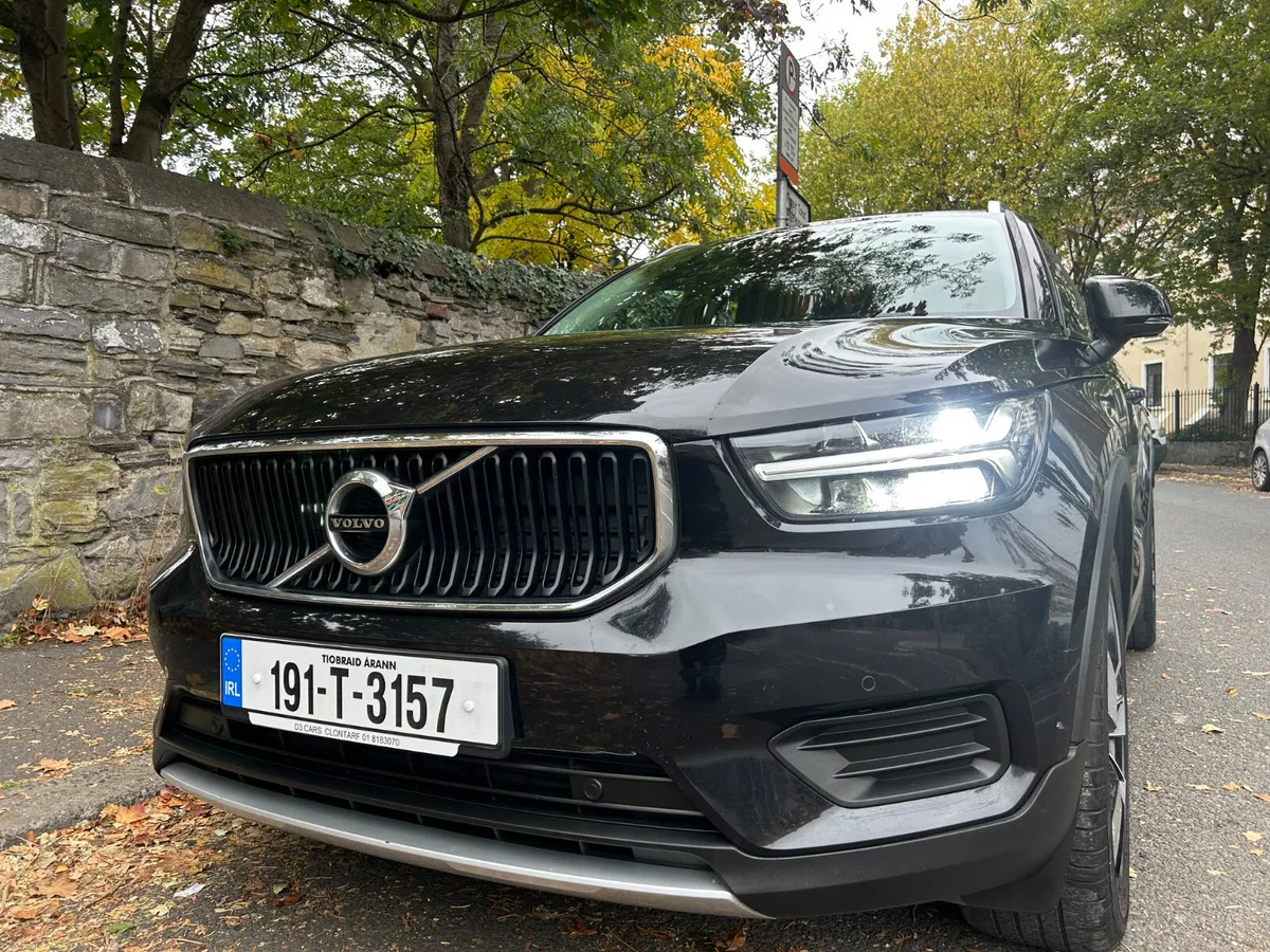 2019 VOLVO XC40 MOMENTUM SAT NAV NCT JANUARY 27 - Image 1