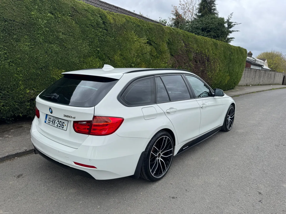 BMW 320d dynamics sport touring NCT 7/27 - Image 3