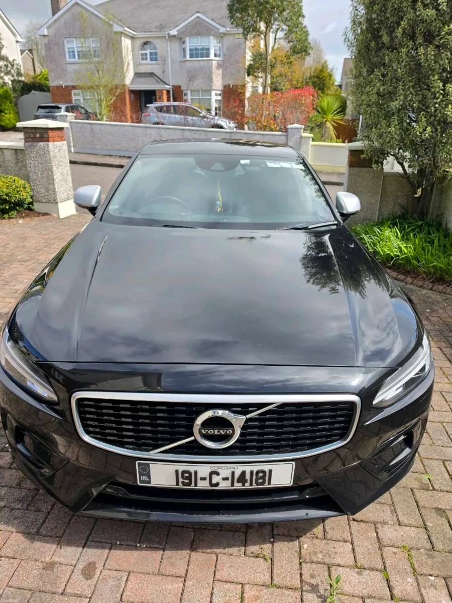 Volvo S90 R Design - Image 3