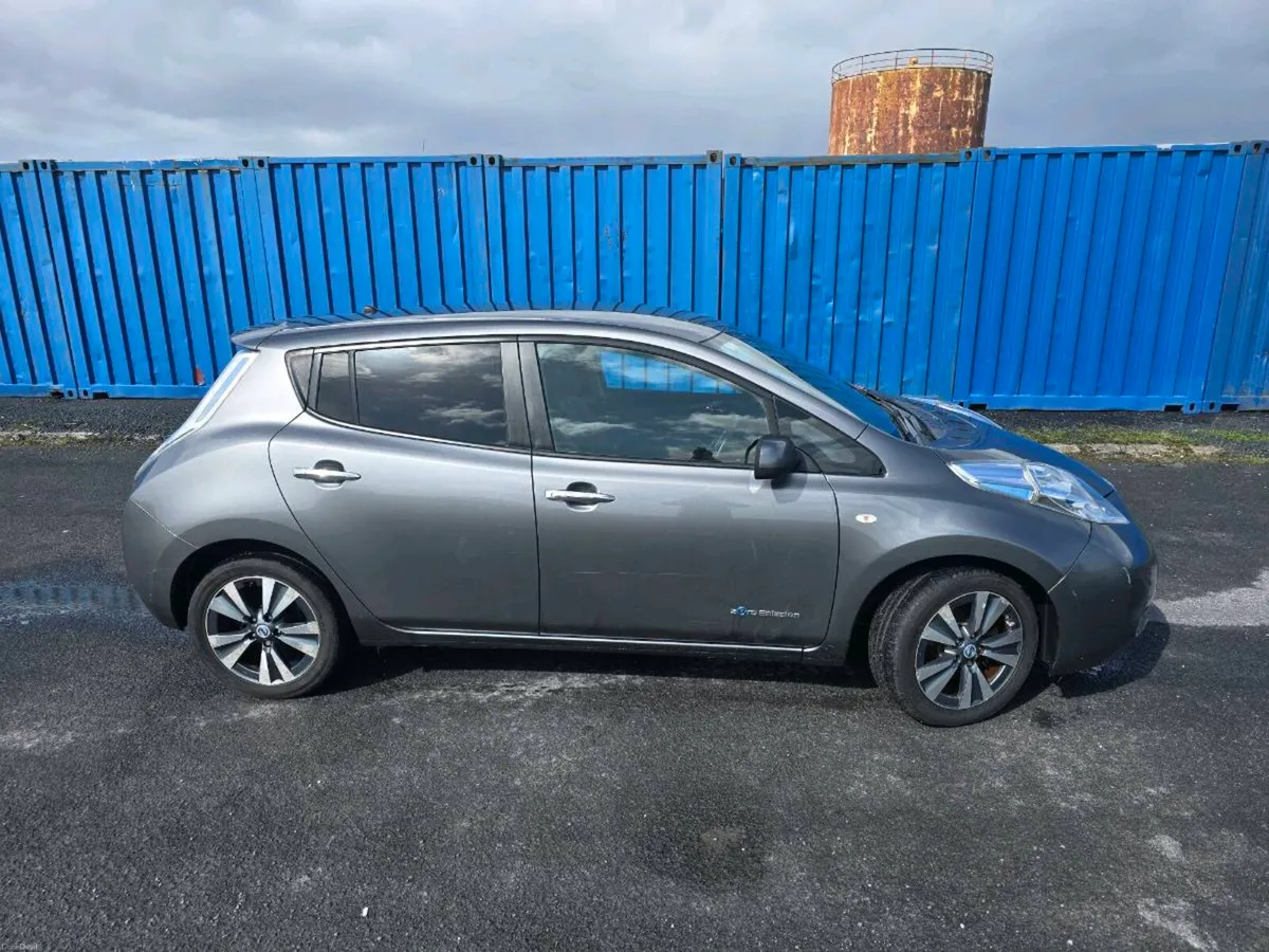 2014 Nissan Leaf tekna - Image 3