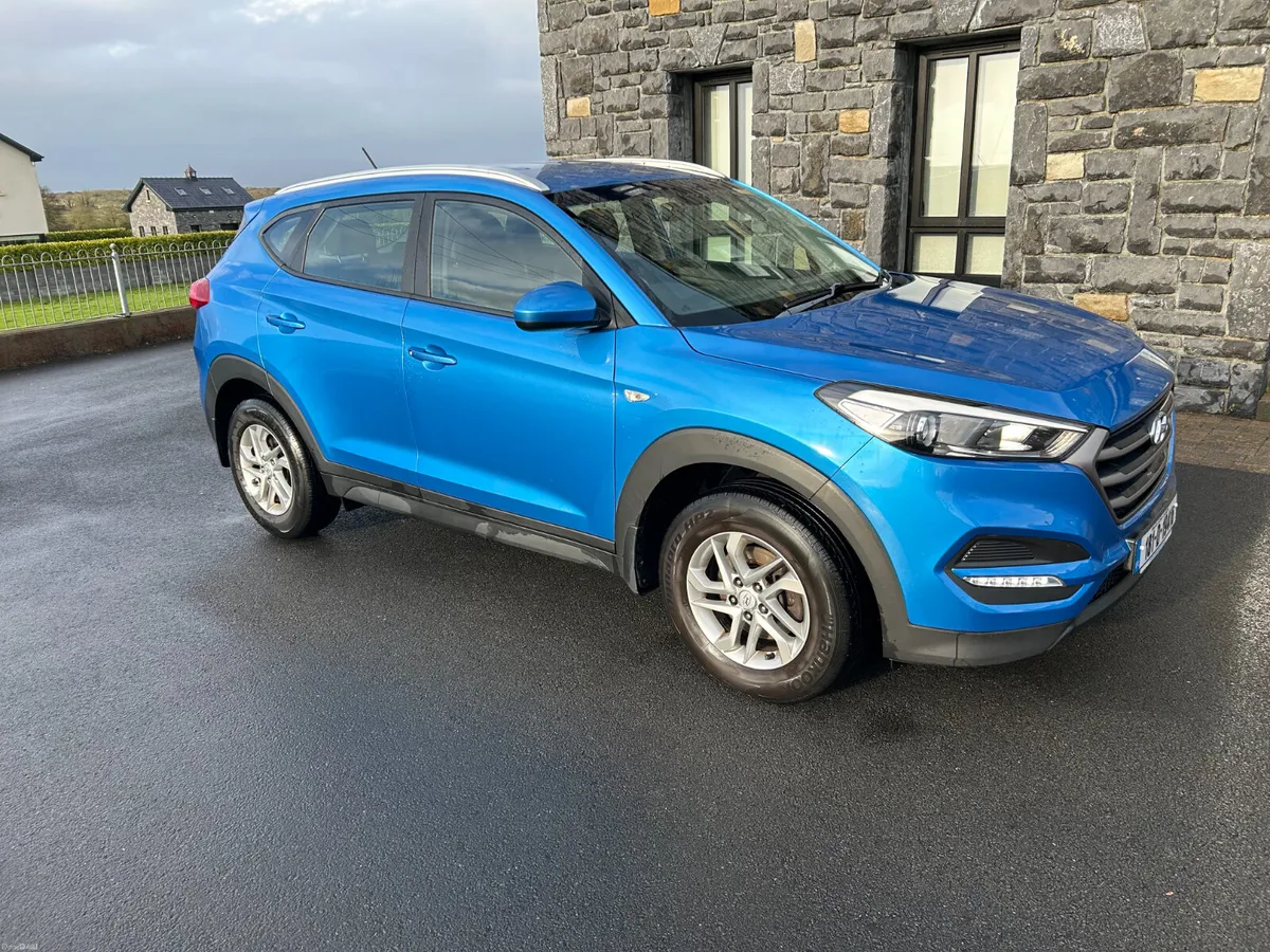 Hyundai Tucson Petrol 1.6 Comfort  2018 - Image 1