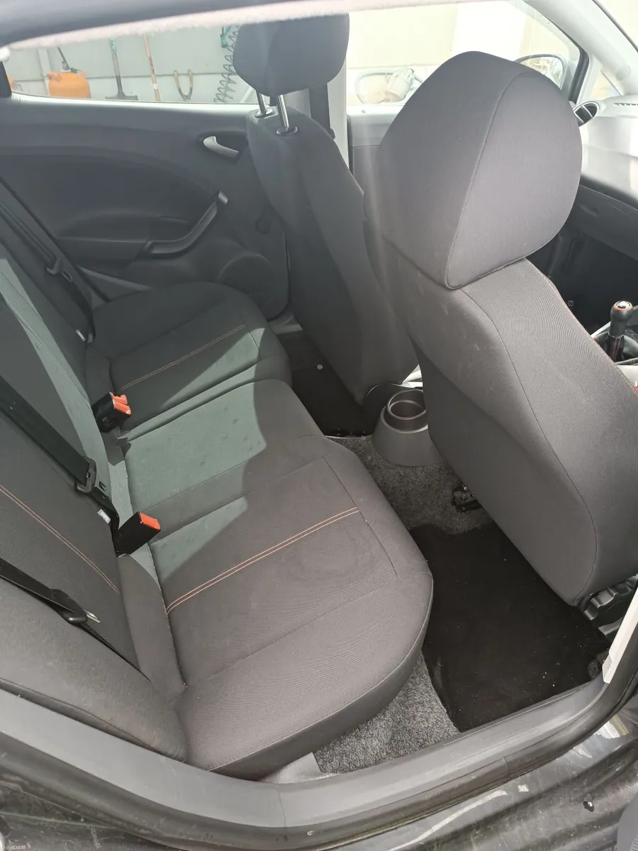 SEAT Ibiza 2011 - Image 4