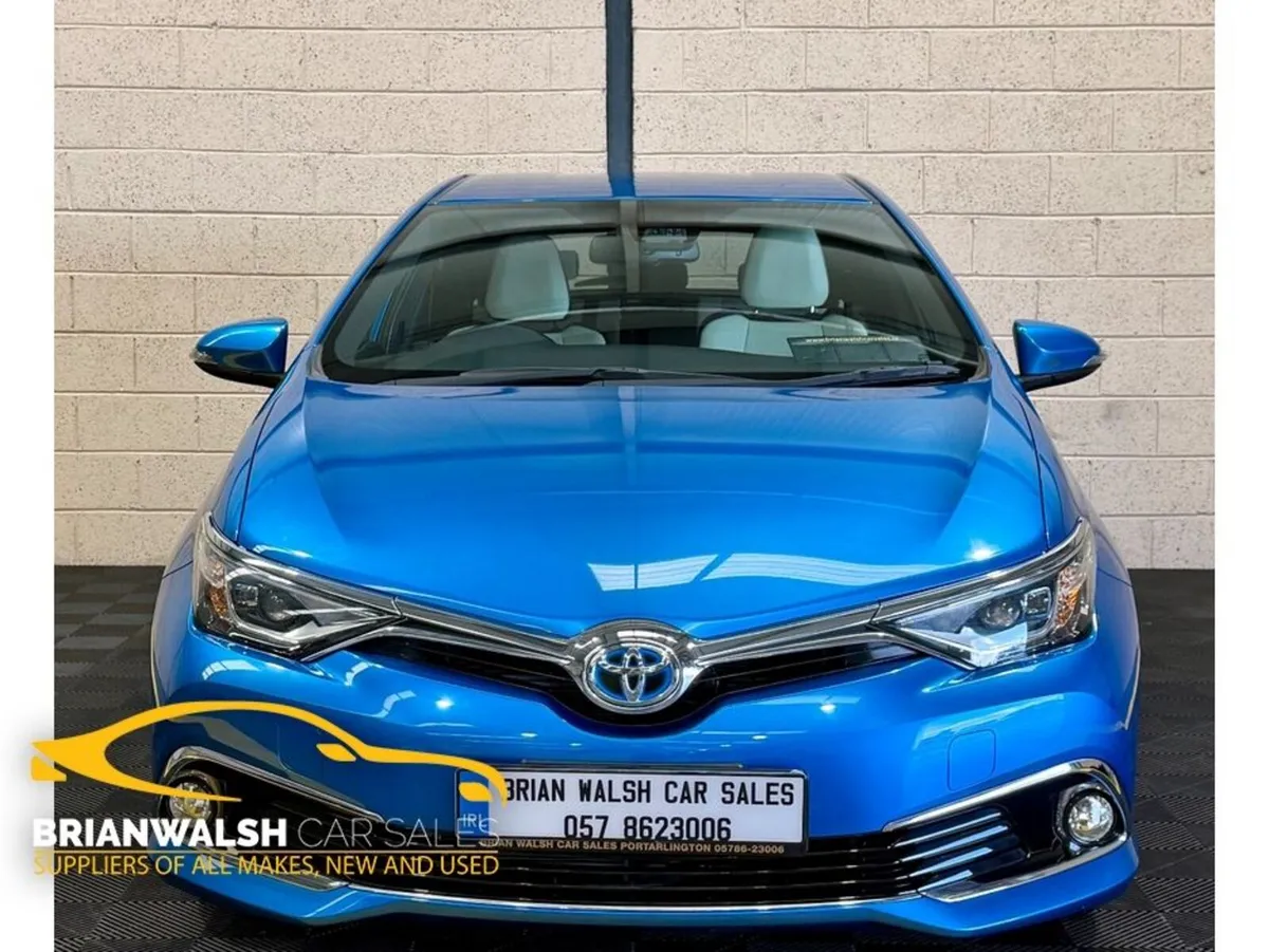 Toyota Auris G Package Leather seats - Image 4