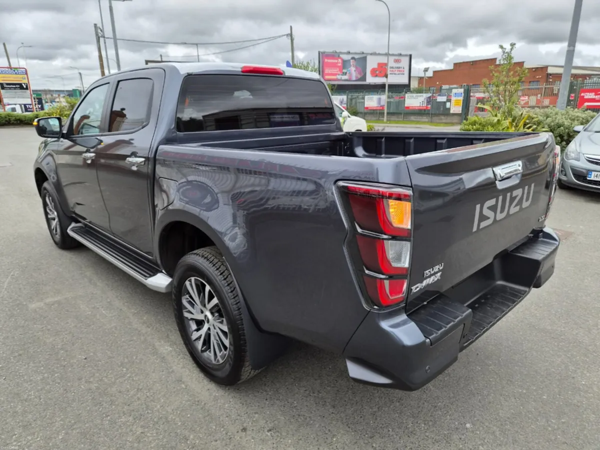 (5yr 100k kms warranty) 1.9 Turbo Diesel Auto - Image 5