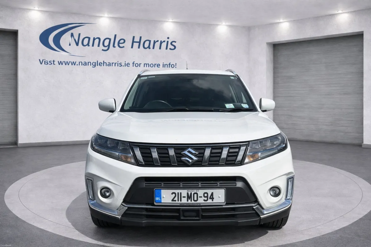 Suzuki Vitara ONE OWNER. - Image 2