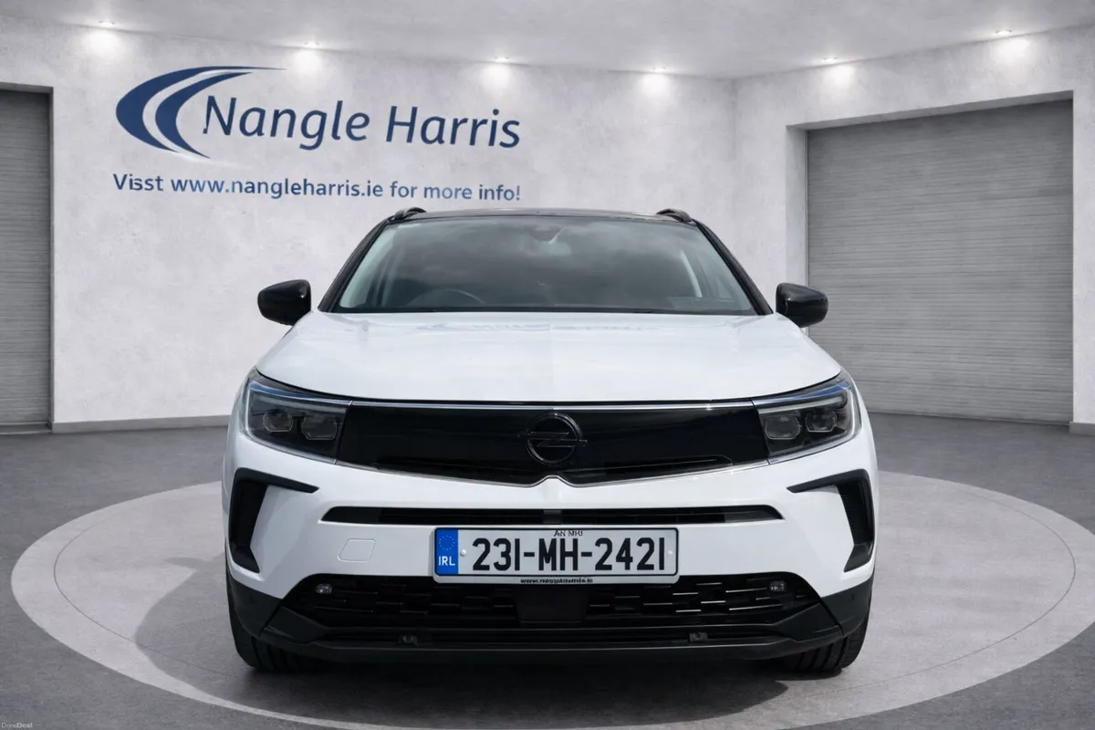 Opel Grandland X..  AUTOMATIC - Image 2