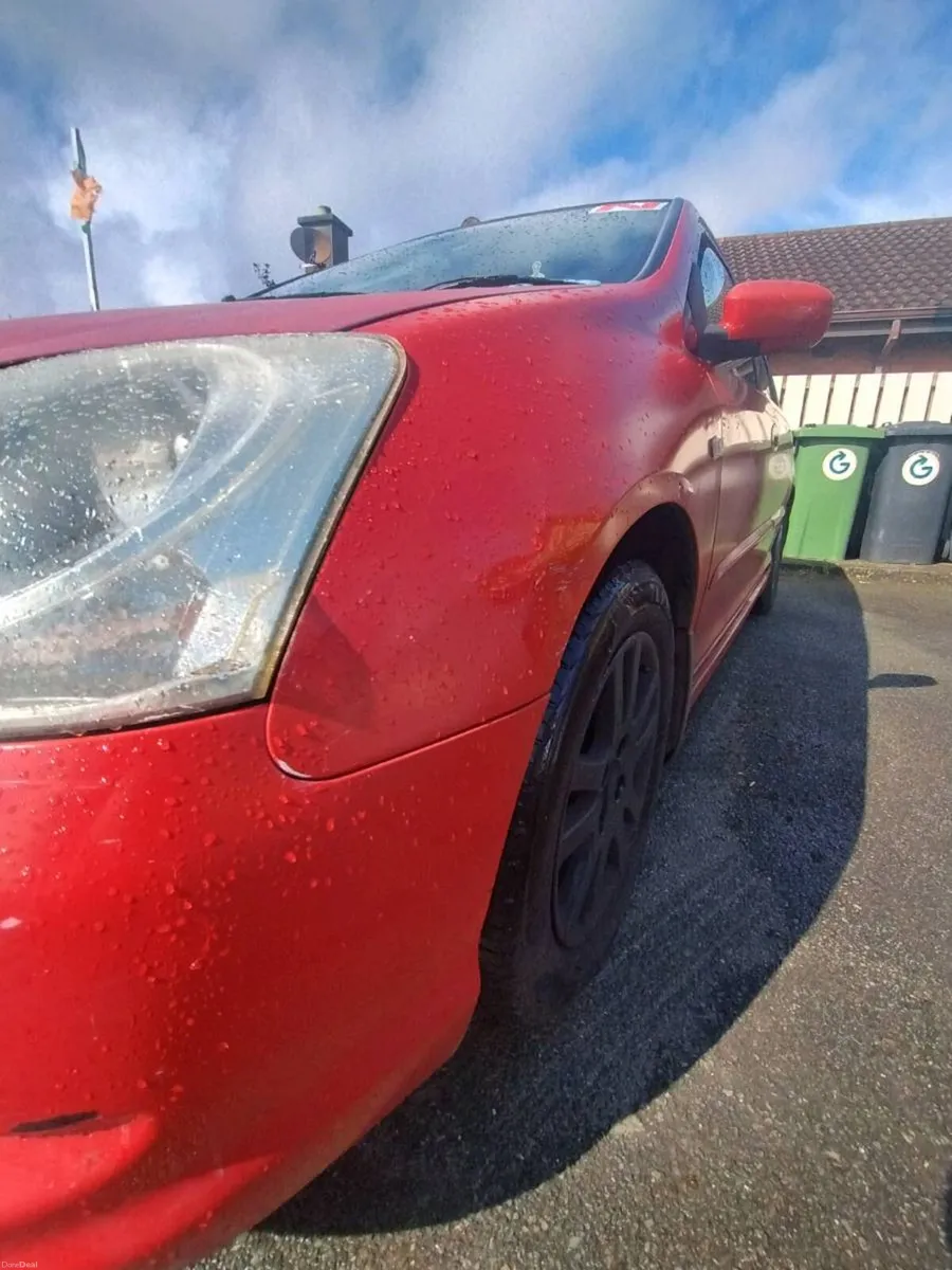 Honda Civic EU7 1.4ltr 5 Door - Image 2