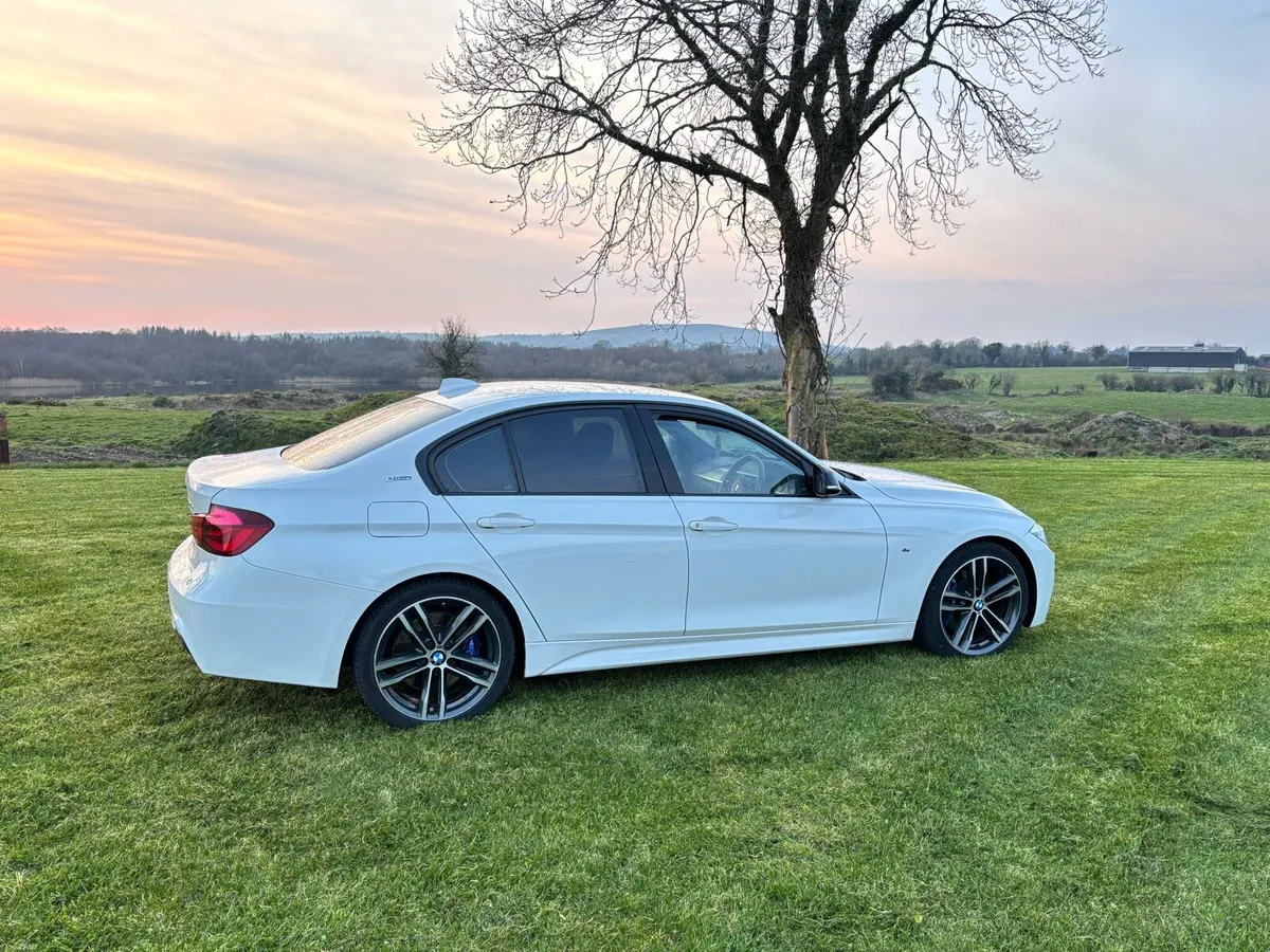 BMW 330e Msport Shadow edition - Image 3