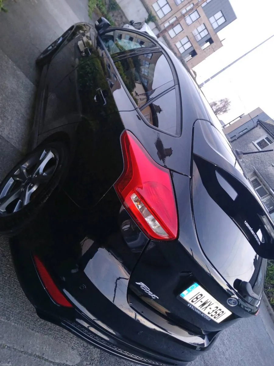 2018 Ford focus 1.5 TDCI ST-LINE X 120PS - Image 2