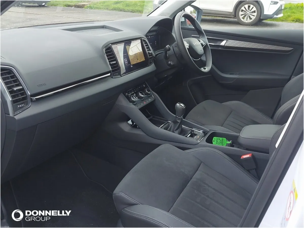 Skoda KAROQ Estate SE L Edition - Image 2