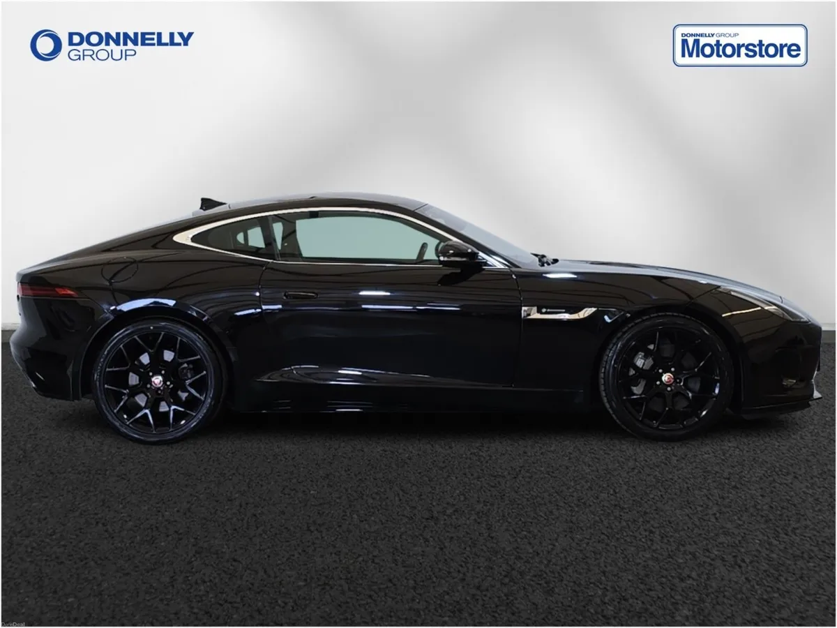 Jaguar F-TYPE Coupe R-Dynamic - Image 3