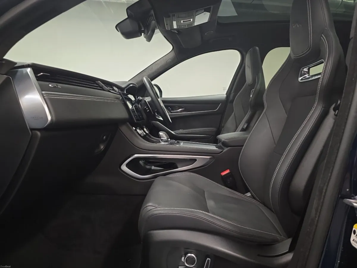Jaguar F-pace F-Pace Diesel Estate R-Dynamic HSE B - Image 3